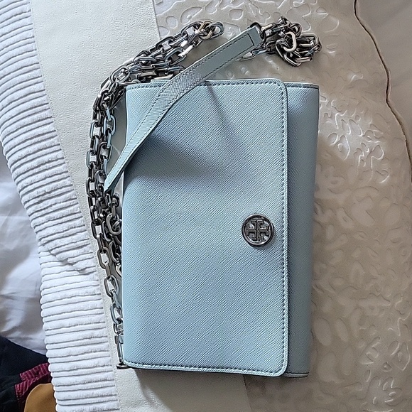 Tory Burch Handbags - Tory Burch crissbody bag